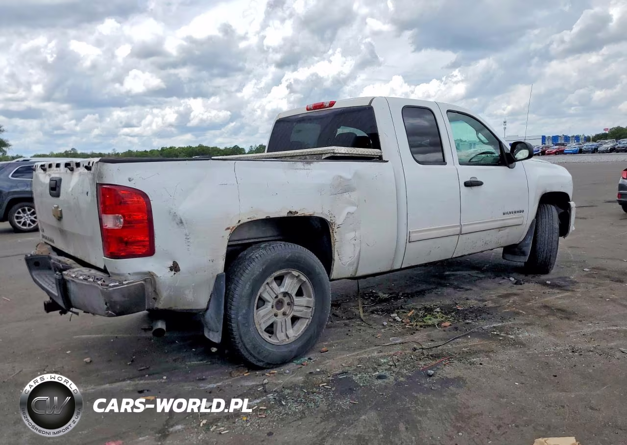 2011 Chevrolet Silverado K1500 Lt VIN:1GCRKSE35BZ261512 - 3