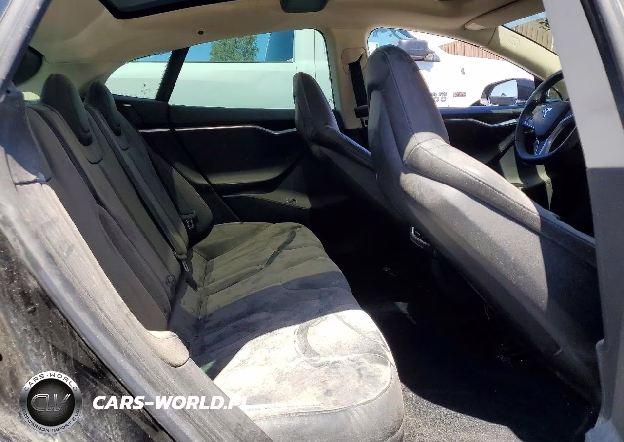 TESLA MODEL S VIN:5YJSA1CN4DFP04485 - 10