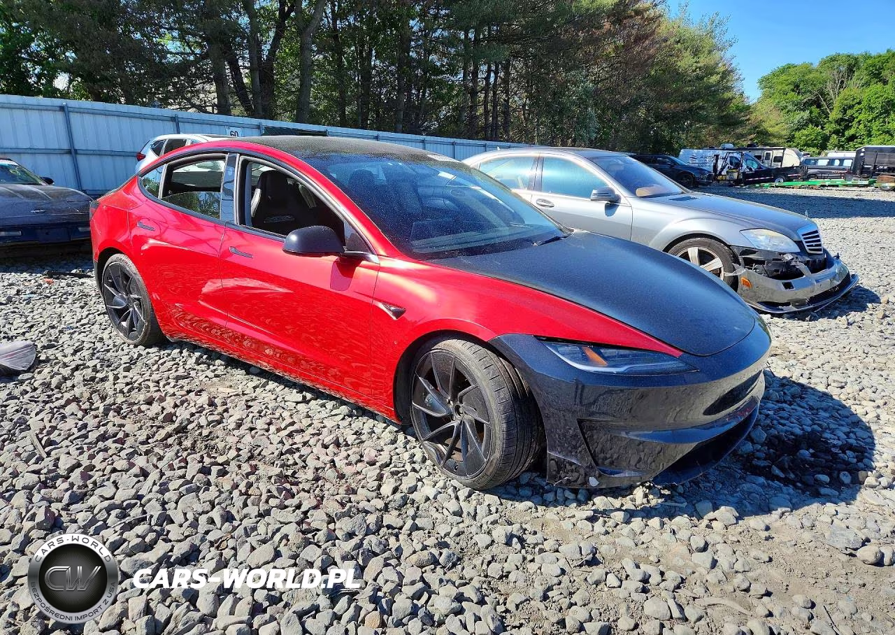 2024 Tesla Model 3 VIN:5YJ3E1ETXRF866035 - 4