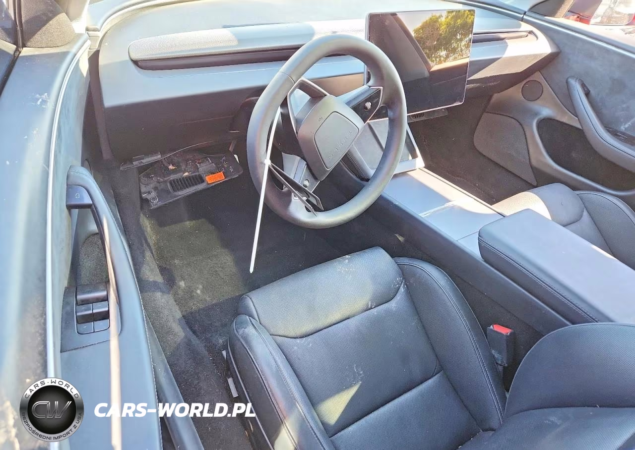 2024 Tesla Model 3 VIN:5YJ3E1ETXRF866035 - 8