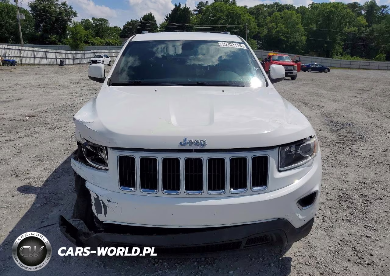 2015 Jeep Grand Cherokee Laredo VIN:1C4RJEAG0FC668496 - 5