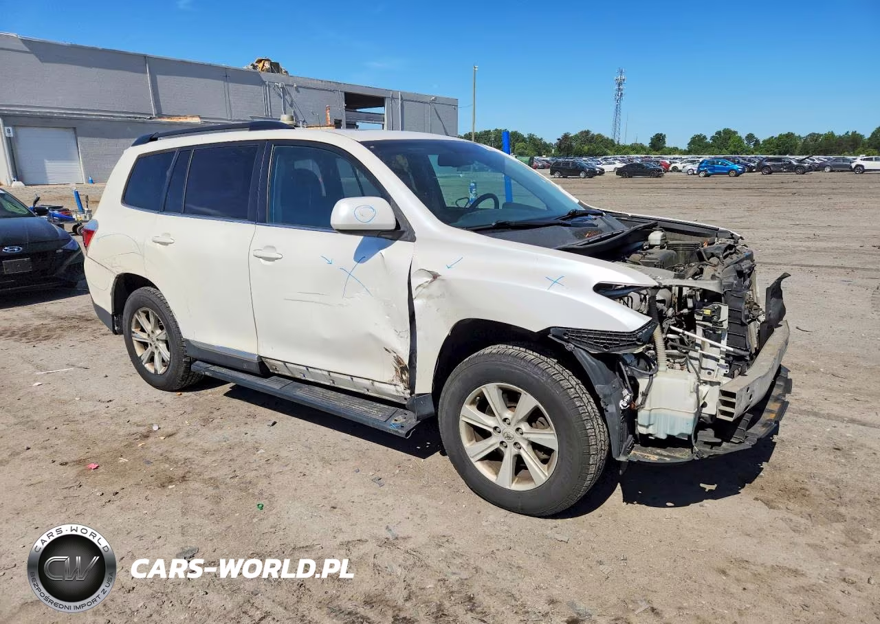 2013 Toyota Highlander Se VIN:5TDBK3EH5DS238741 - 4