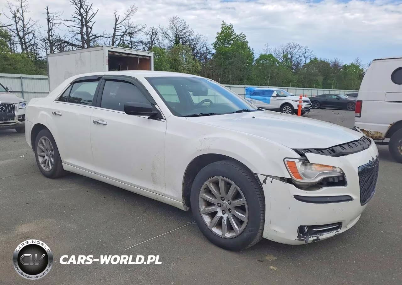 2011 Chrysler 300 Limited VIN:2C3CA5CG1BH546650 - 4