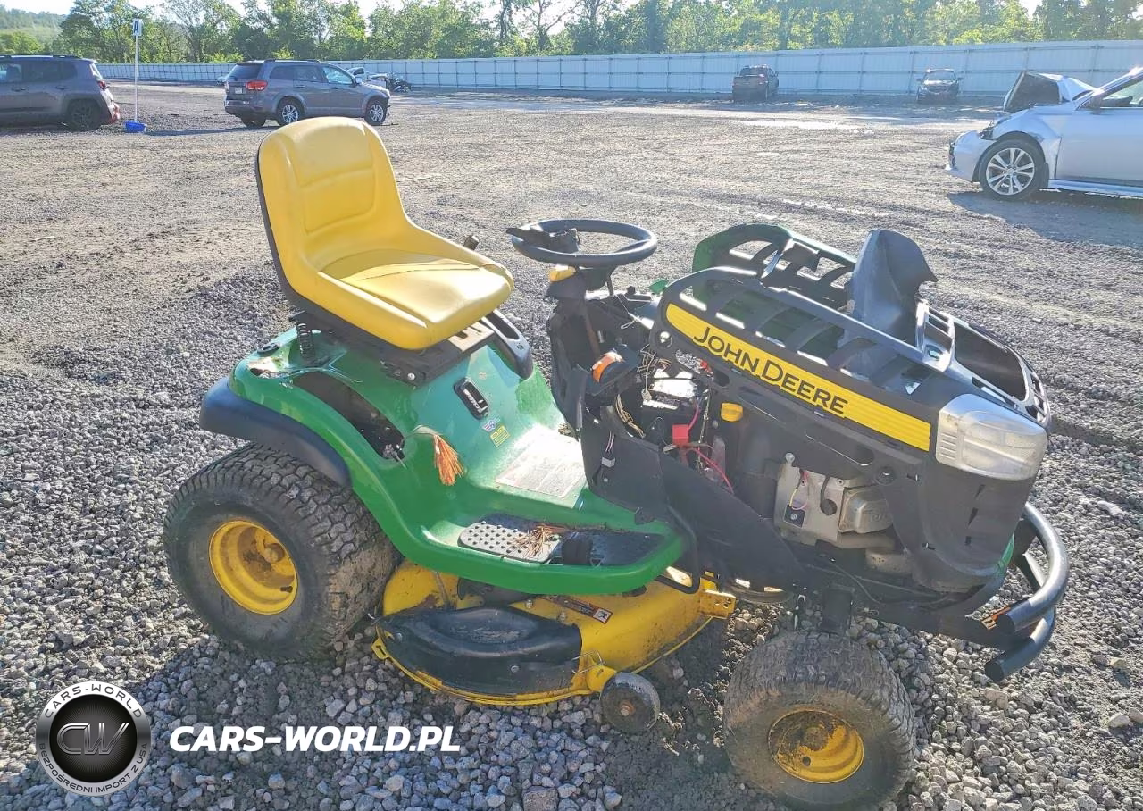 2016 John Deere D130 - Finish Mower