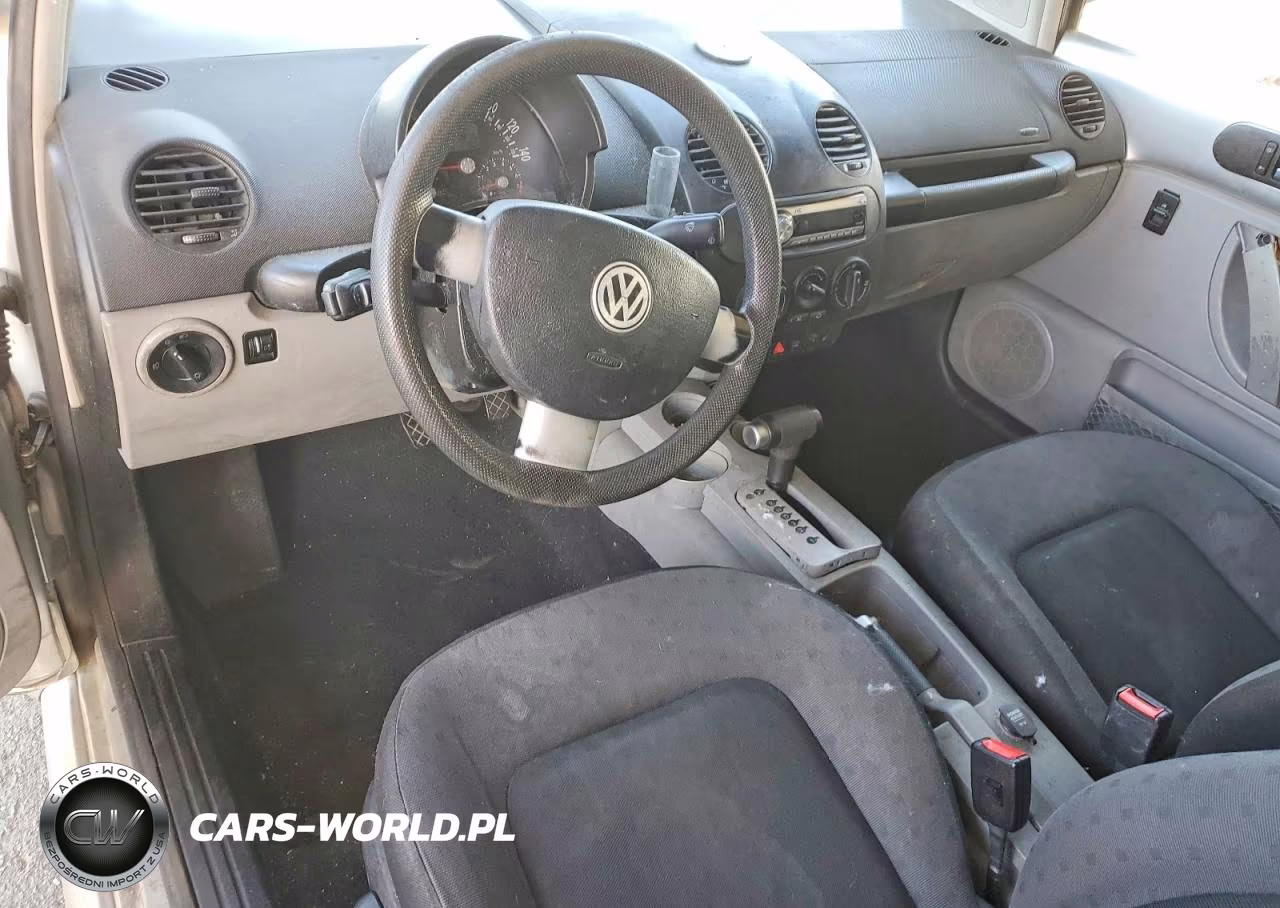 2000 Volkswagen New Beetle Gls VIN:3VWCA21C3YM477882 - 8