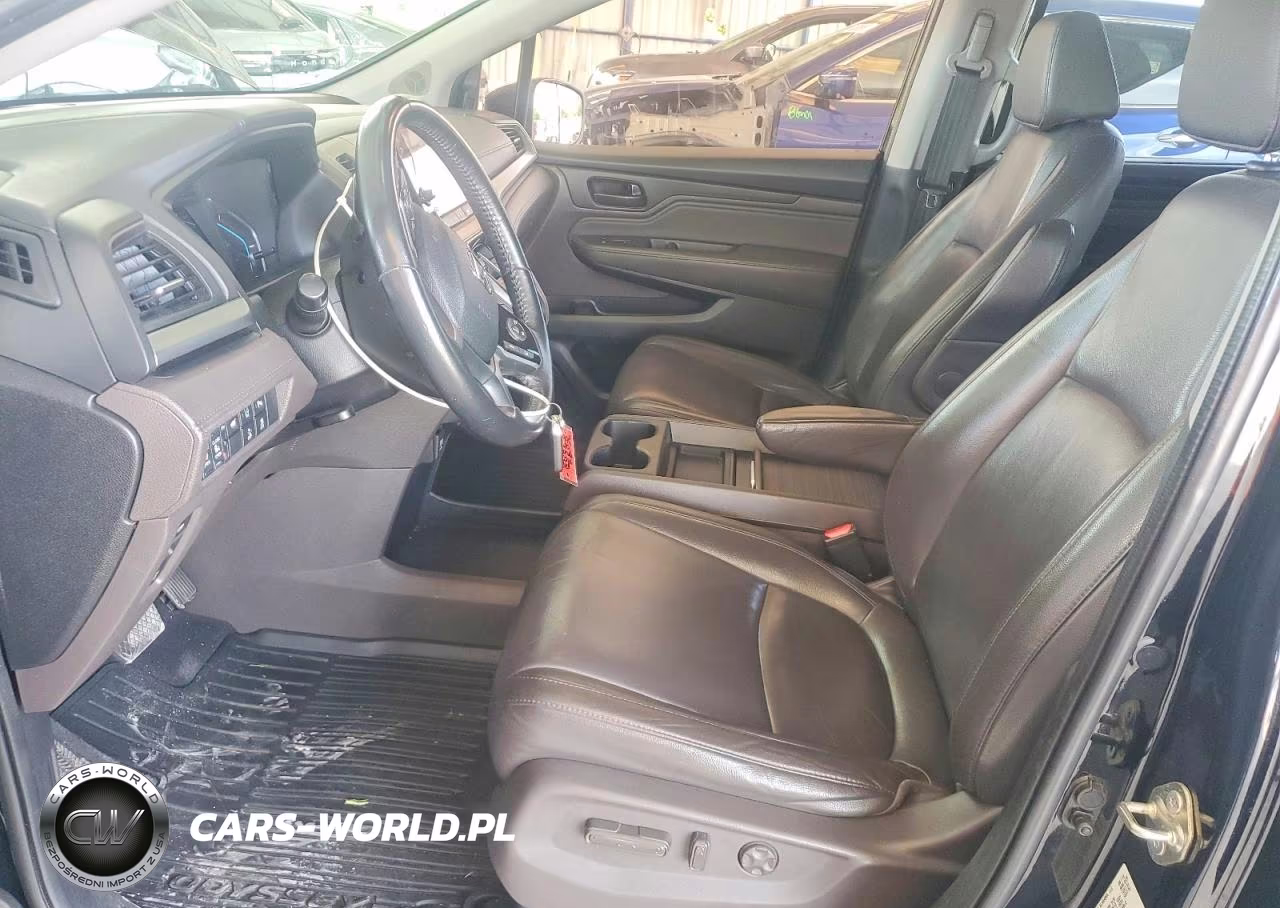 2020 Honda Odyssey Touring VIN:5FNRL6H86LB007617 - 7