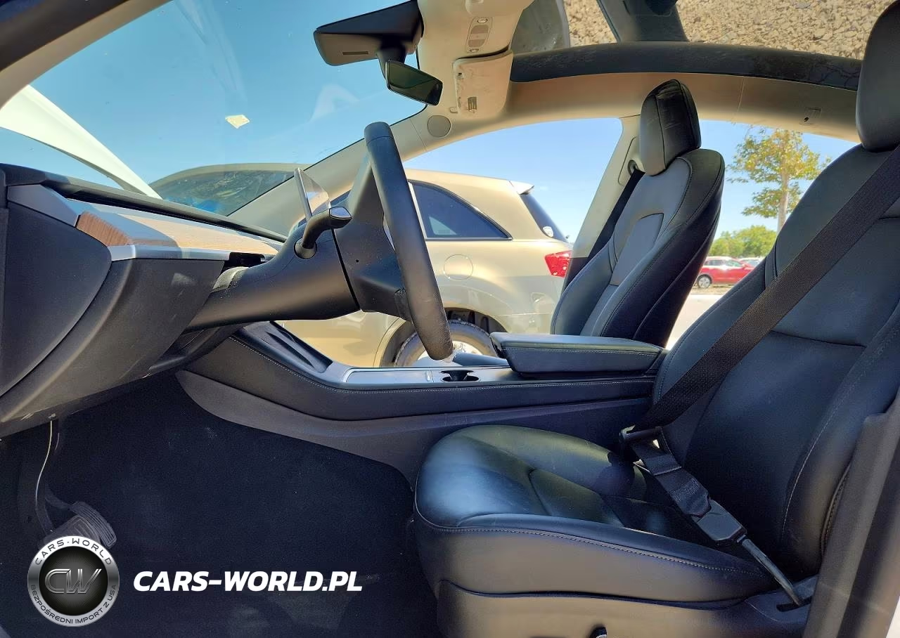 2022 Tesla Model Y VIN:7SAYGDEE1NF364174 - 7