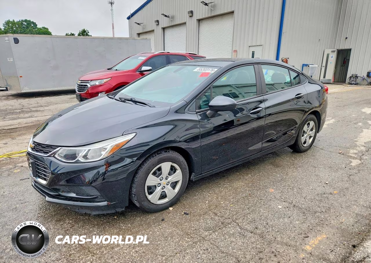 2017 Chevrolet Cruze Ls – zdjęcie 1 z 12