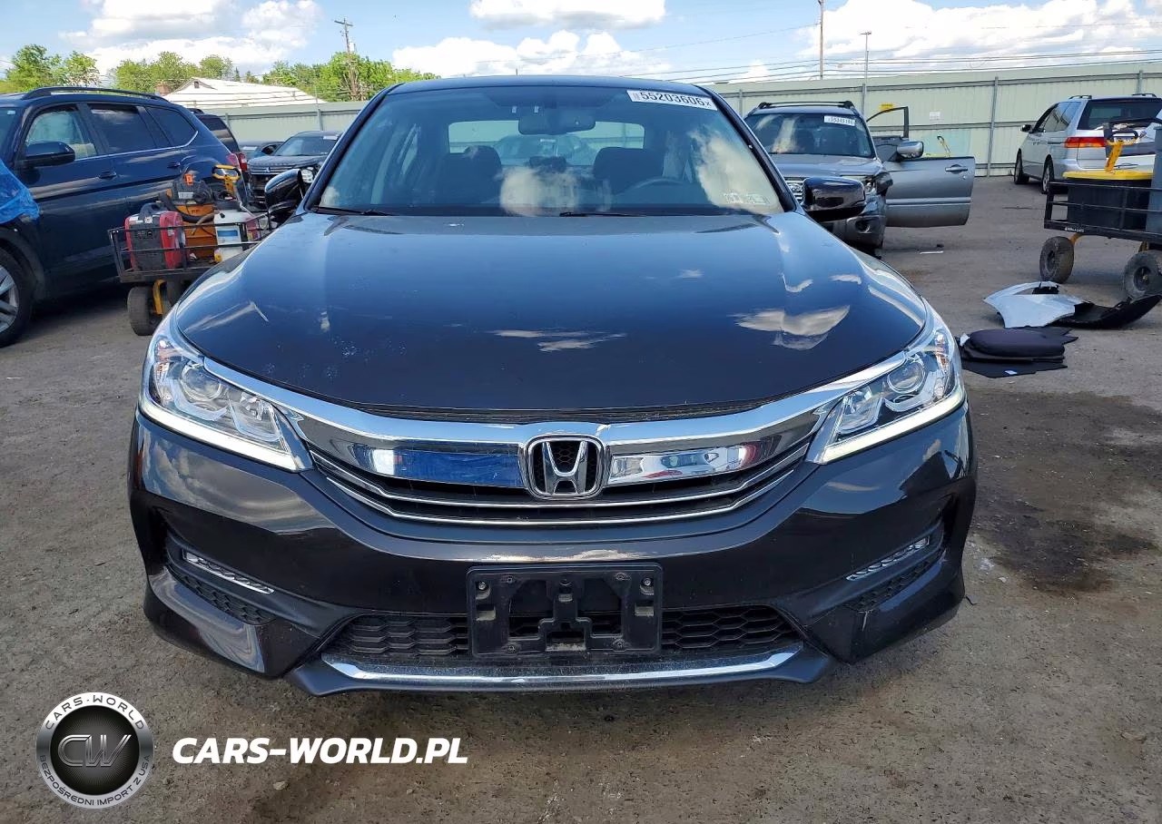 2017 Honda Accord Exl VIN:1HGCR2F81HA125883 - 5