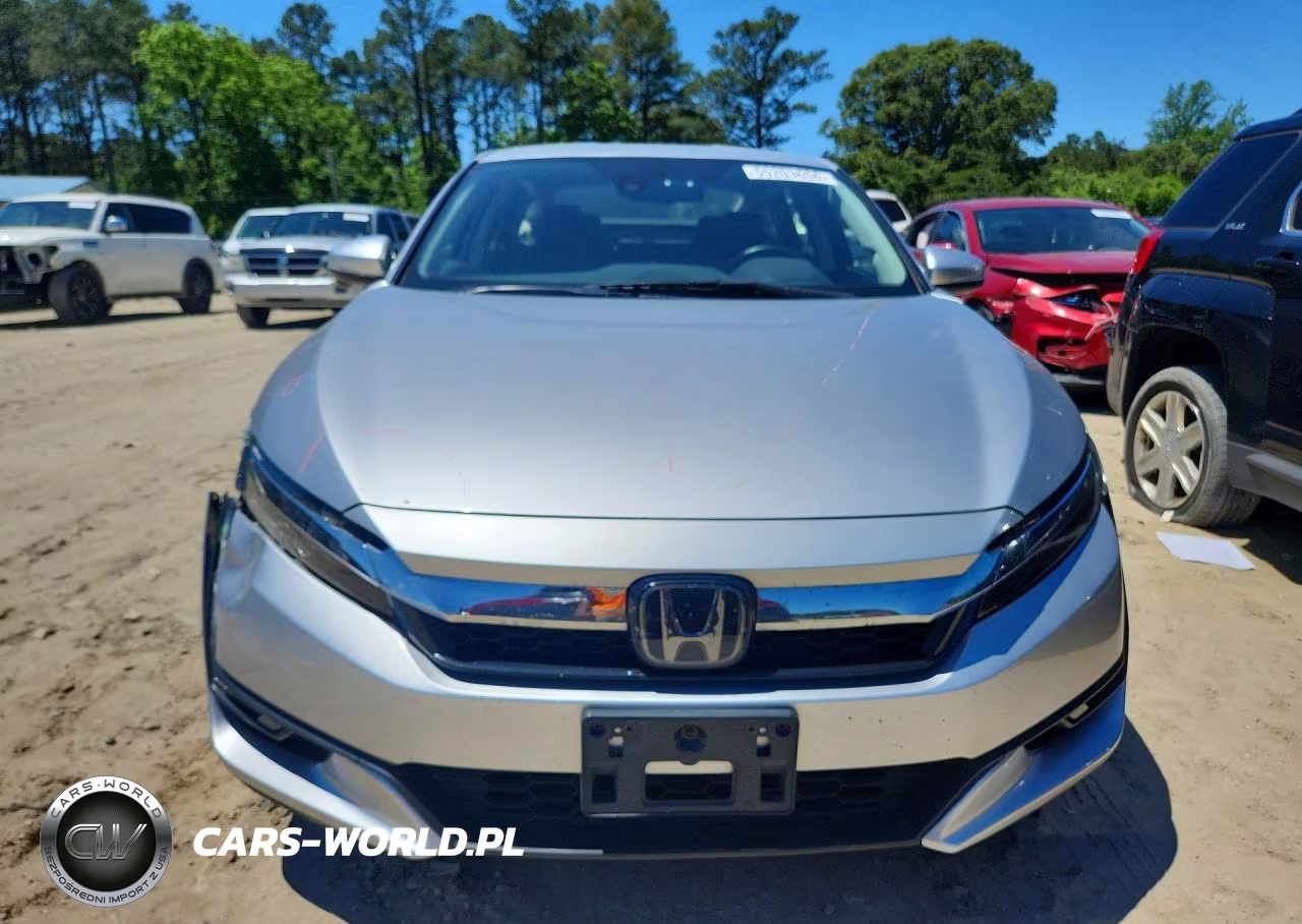 2018 Honda Clarity Touring VIN:JHMZC5F37JC002341 - 5