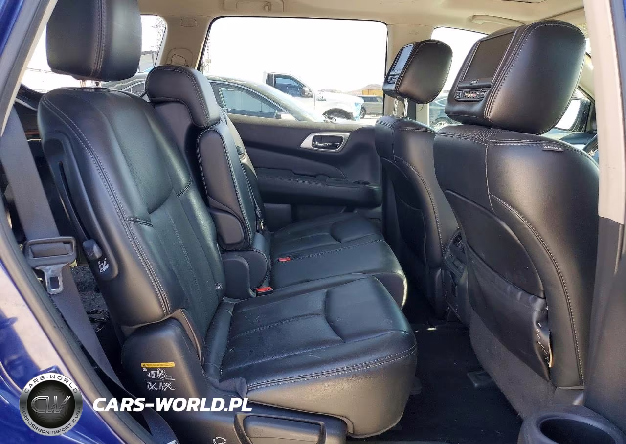 2017 Nissan Pathfinder Platinum VIN:5N1DR2MN1HC614389 - 11