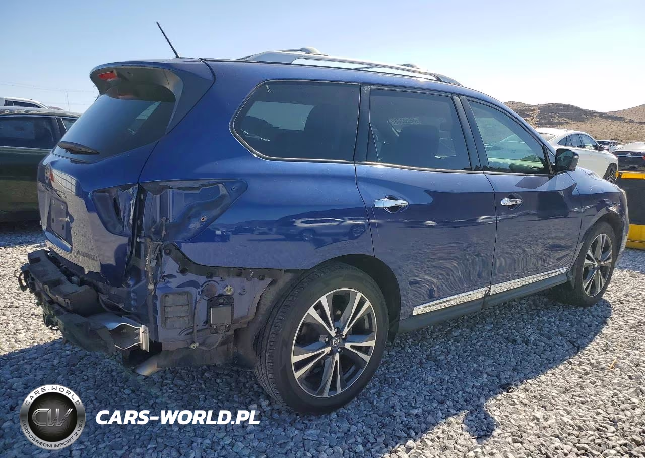 2017 Nissan Pathfinder Platinum VIN:5N1DR2MN1HC614389 - 3