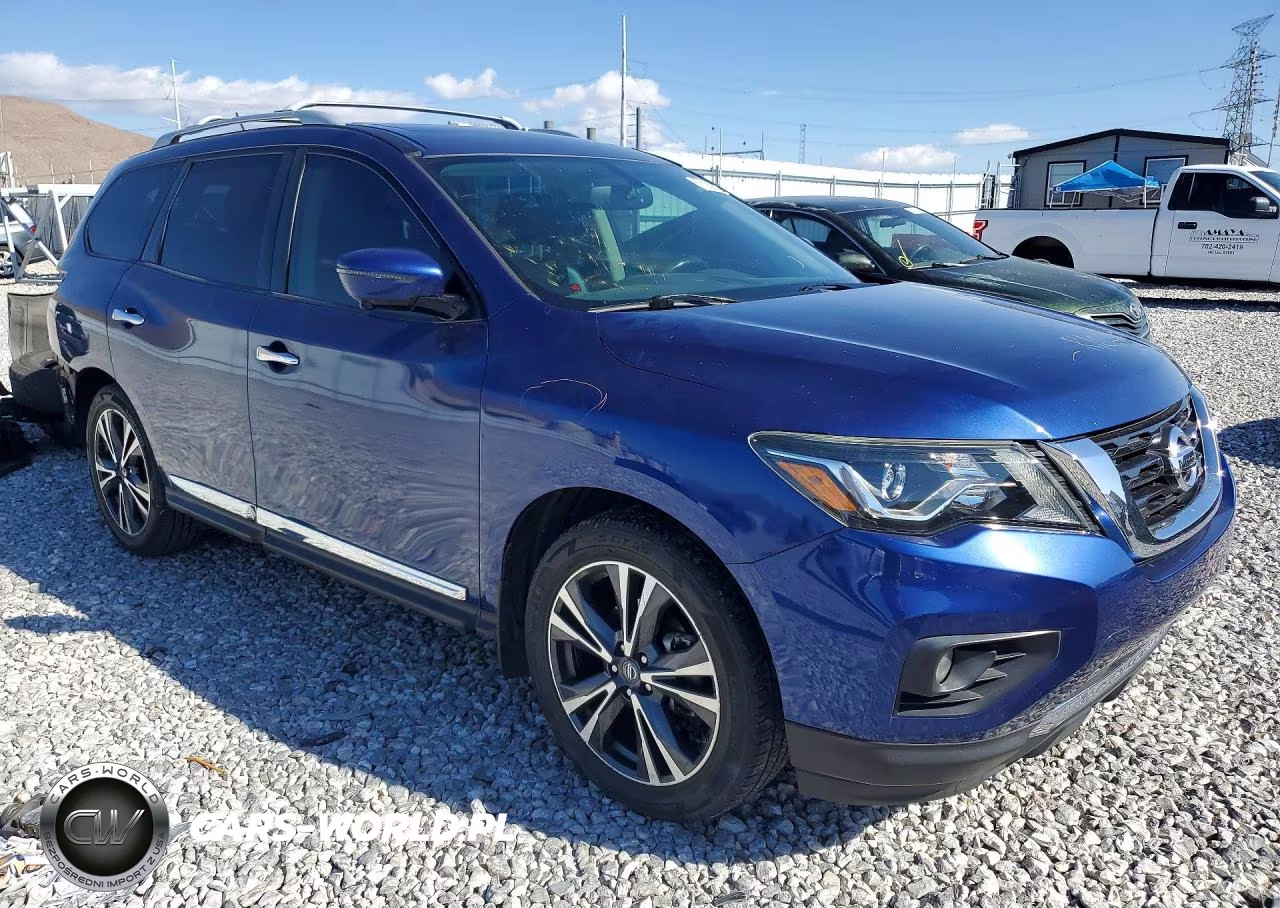 2017 Nissan Pathfinder Platinum VIN:5N1DR2MN1HC614389 - 4