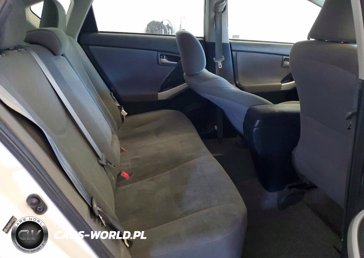 2012 Toyota Prius Two VIN:JTDKN3DU1C5452975 - 10