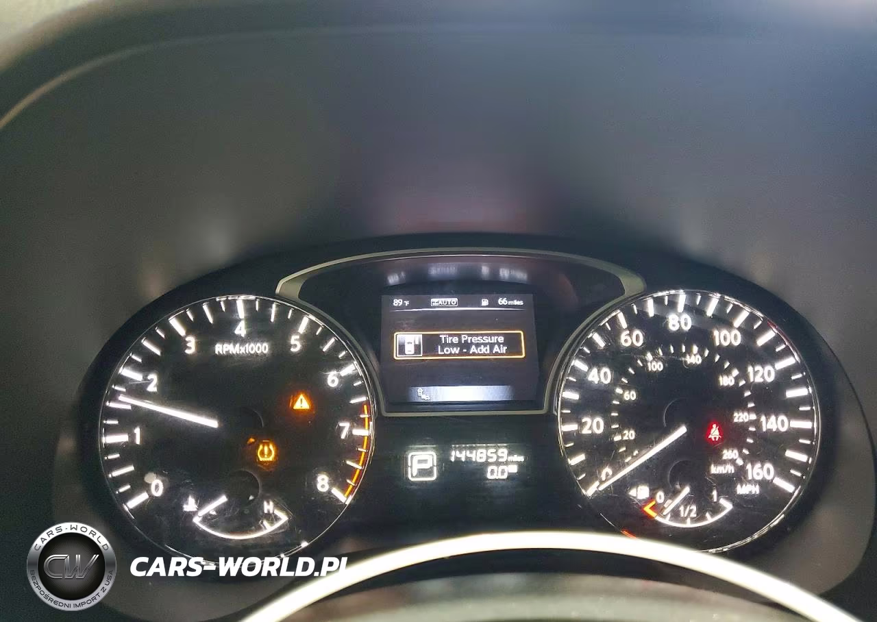 2015 Nissan Pathfinder S VIN:5N1AR2MM5FC667068 - 9