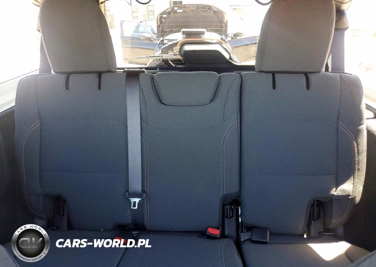 2025 Jeep Wrangler Sport VIN:1C4PJXDG0SW535681 - 10