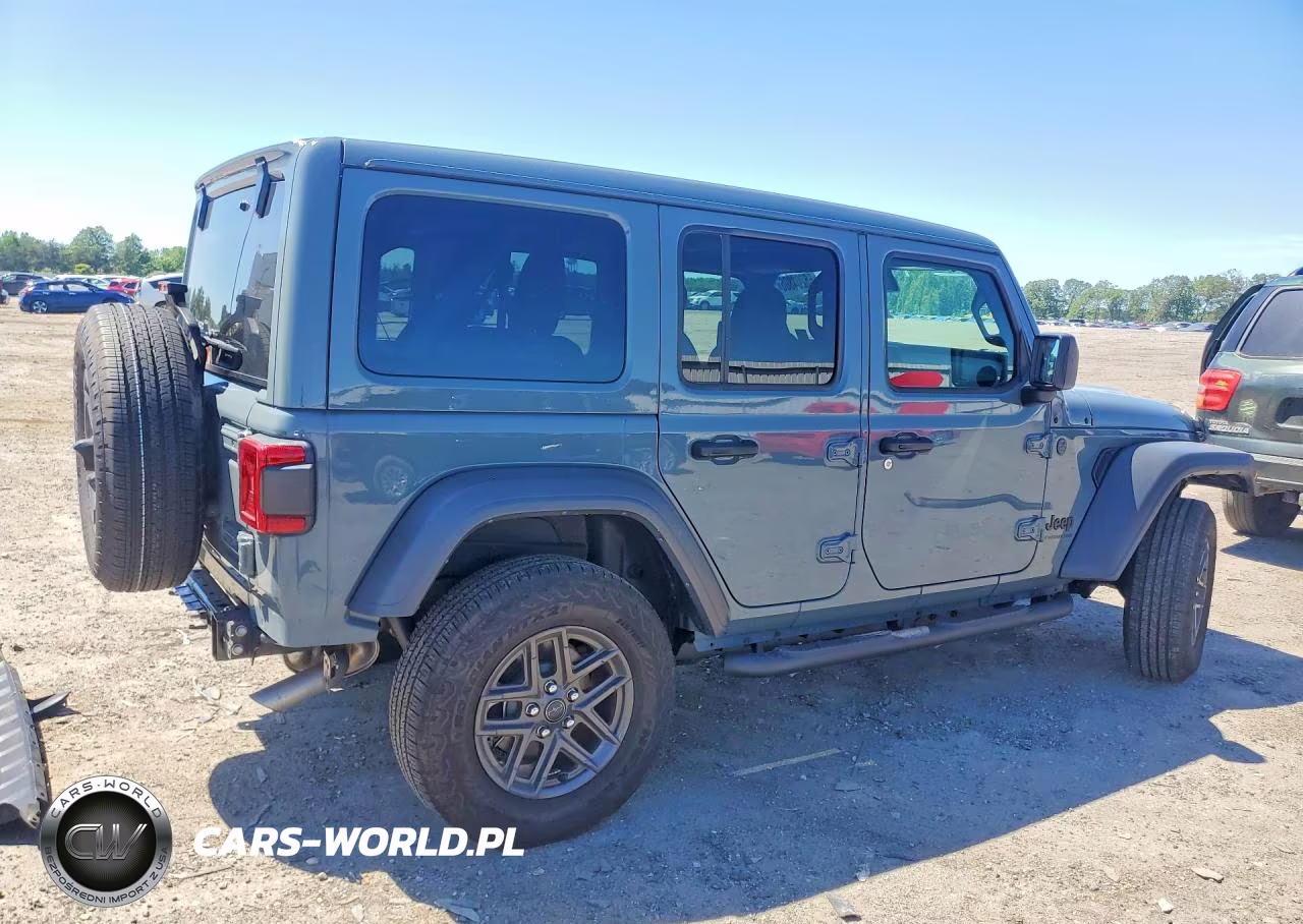 2025 Jeep Wrangler Sport VIN:1C4PJXDG0SW535681 - 3