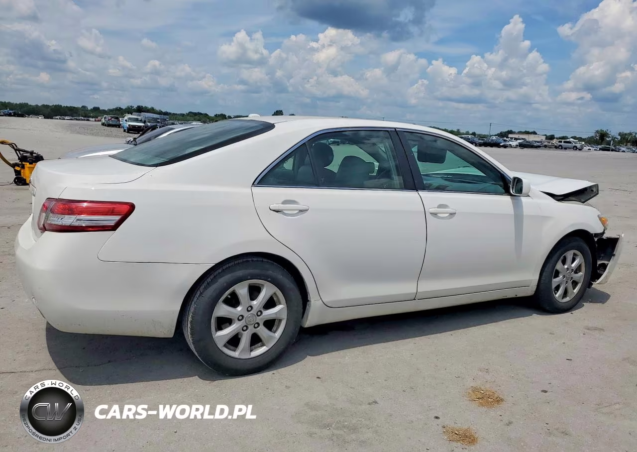 2011 Toyota Camry Le VIN:4T4BF3EK2BR180534 - 3