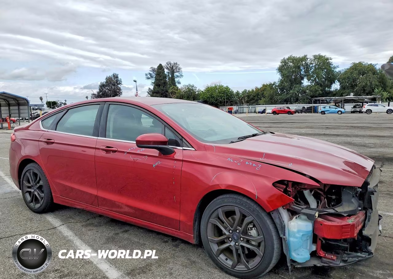 2018 Ford Fusion Se VIN:3FA6P0H72JR161450 - 4