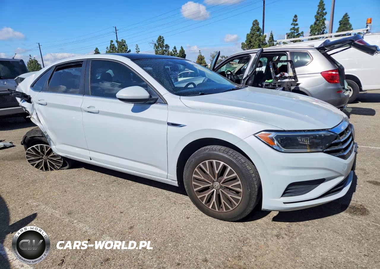 2019 Volkswagen Jetta Sel VIN:3VWE57BU3KM102910 - 4