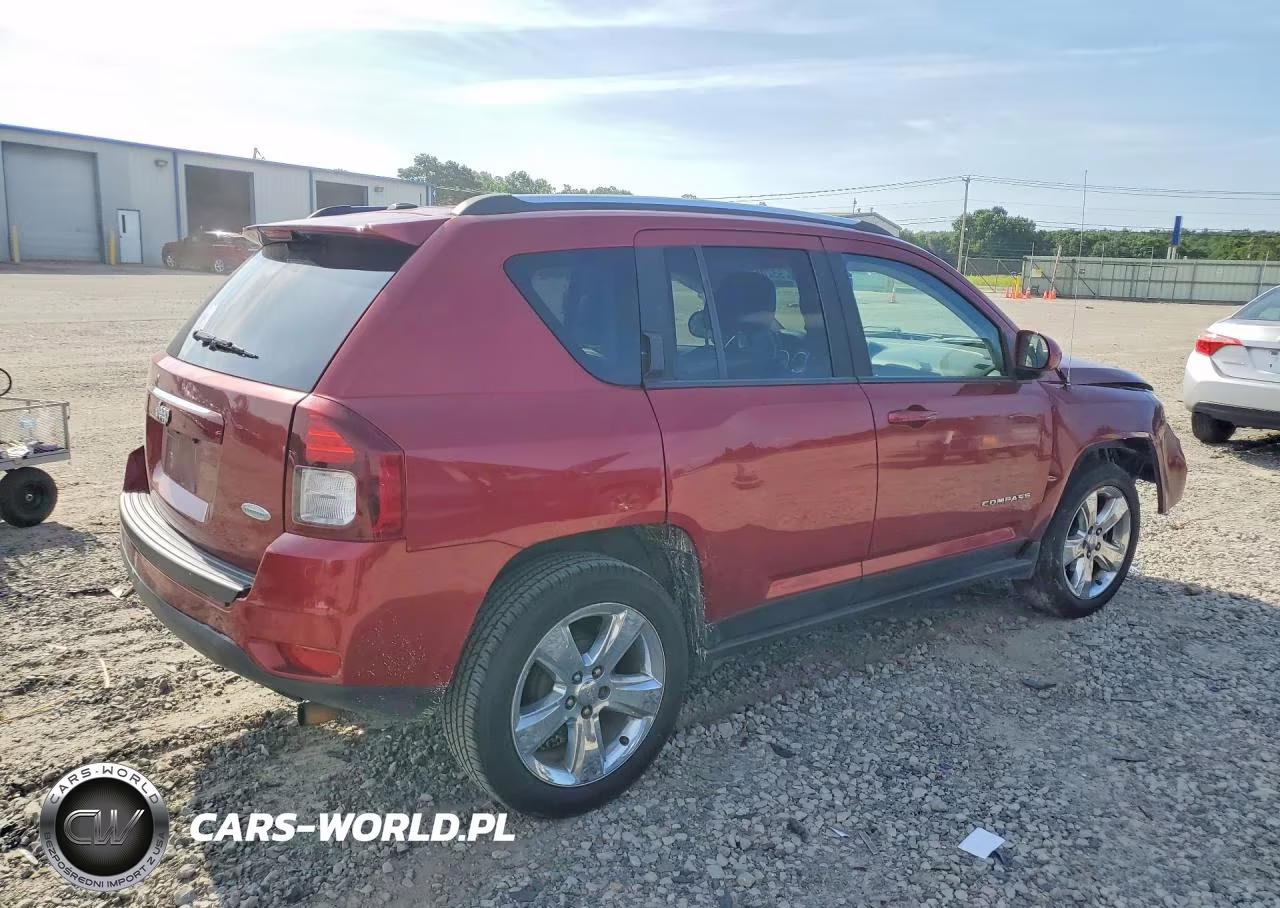 2014 Jeep Compass Latitude VIN:1C4NJCEB2ED703761 - 3