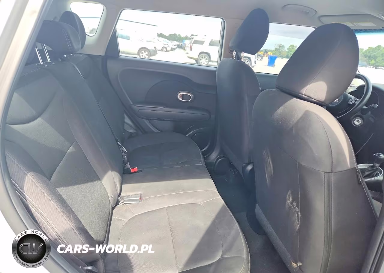 2015 Kia Soul Base VIN:KNDJN2A29F7750000 - 10