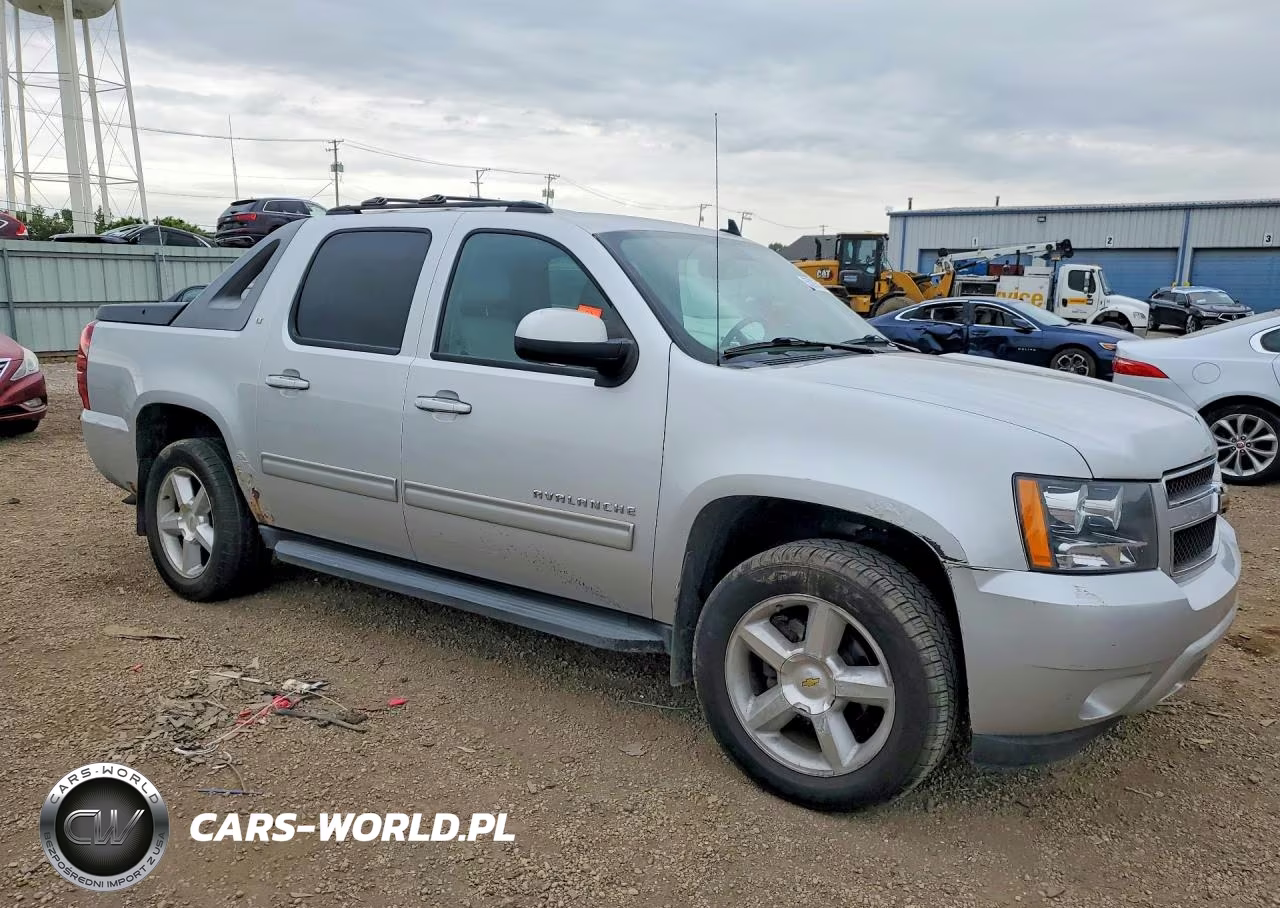 2011 Chevrolet Avalanche Lt VIN:3GNTKFE34BG374596 - 4