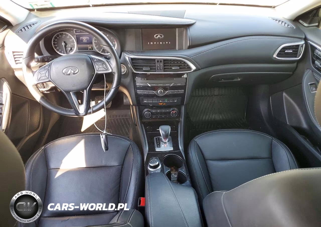 2018 Infiniti Qx30 Premium VIN:SJKCH5CR5JA052729 - 8
