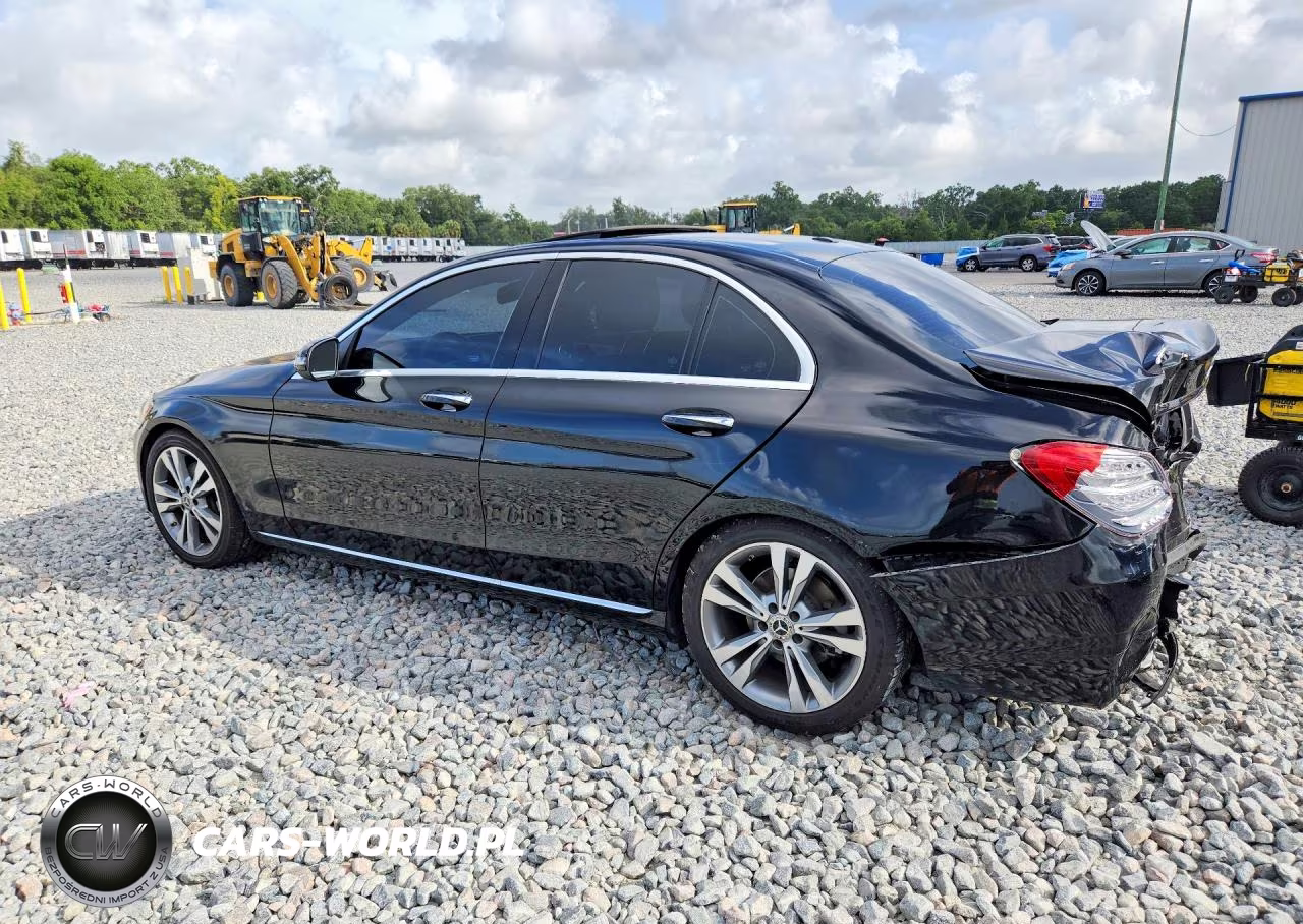 2018 Mercedes-Benz C 300 VIN:55SWF4JB0JU269021 - 2