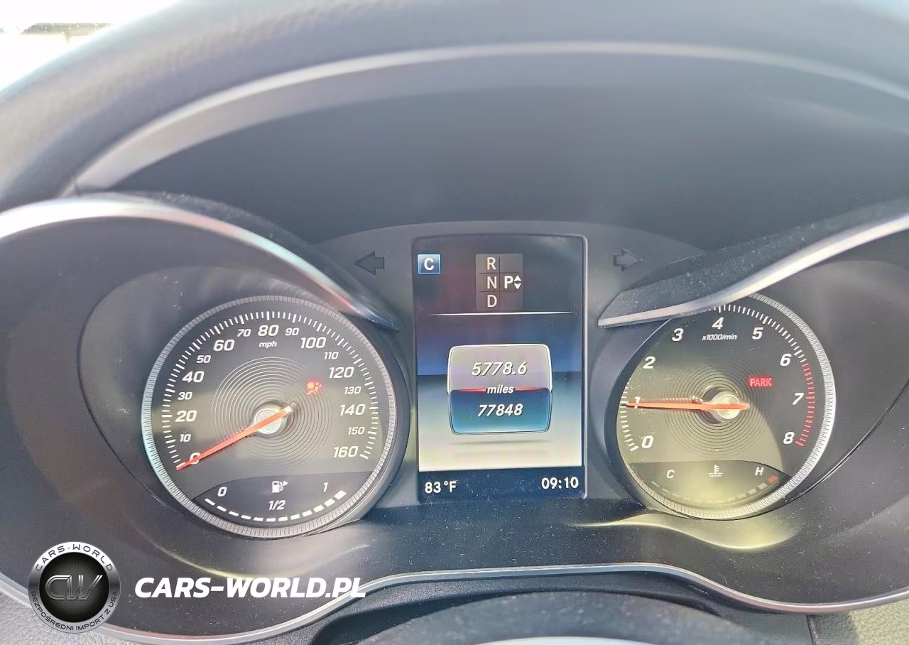 2018 Mercedes-Benz C 300 VIN:55SWF4JB0JU269021 - 9