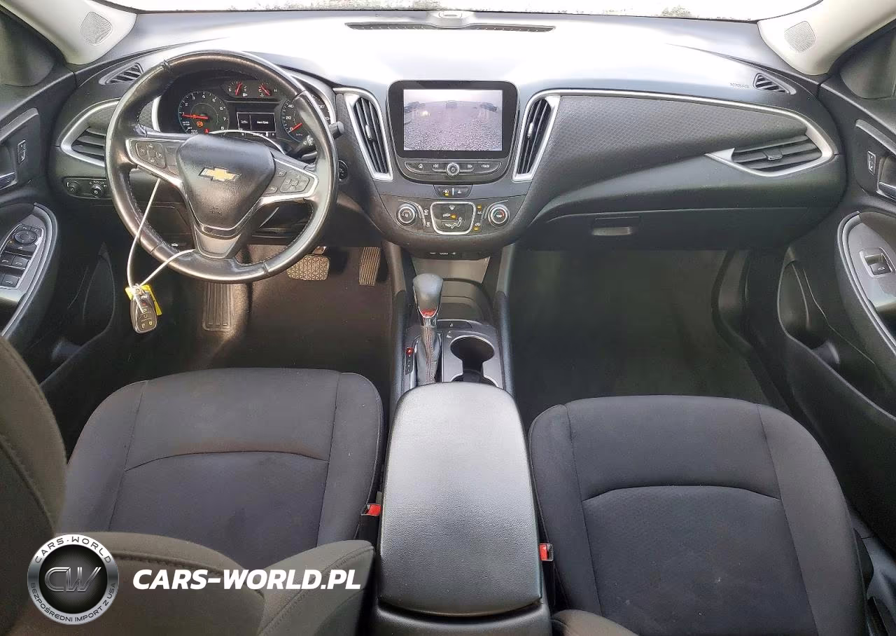 2021 Chevrolet Malibu Rs VIN:1G1ZG5ST5MF051237 - 8