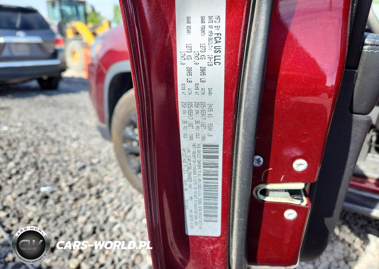 2020 Jeep Cherokee Latitude VIN:1C4PJMCB6LD540823 - 13