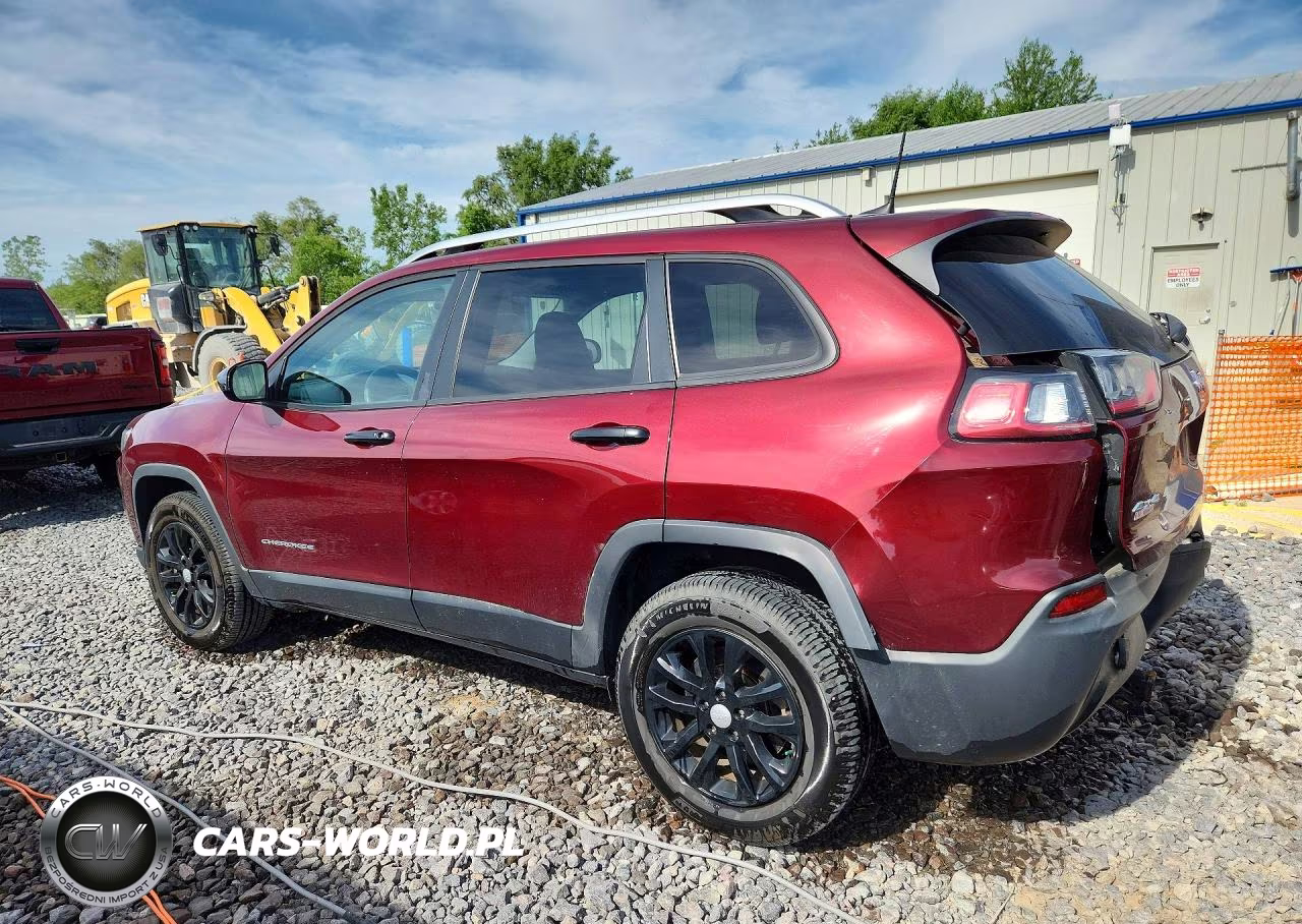 2020 Jeep Cherokee Latitude VIN:1C4PJMCB6LD540823 - 2