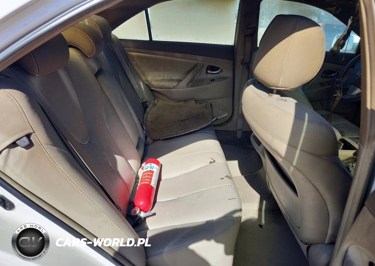2010 Toyota Camry Le VIN:4T1BF3EK6AU513858 - 10