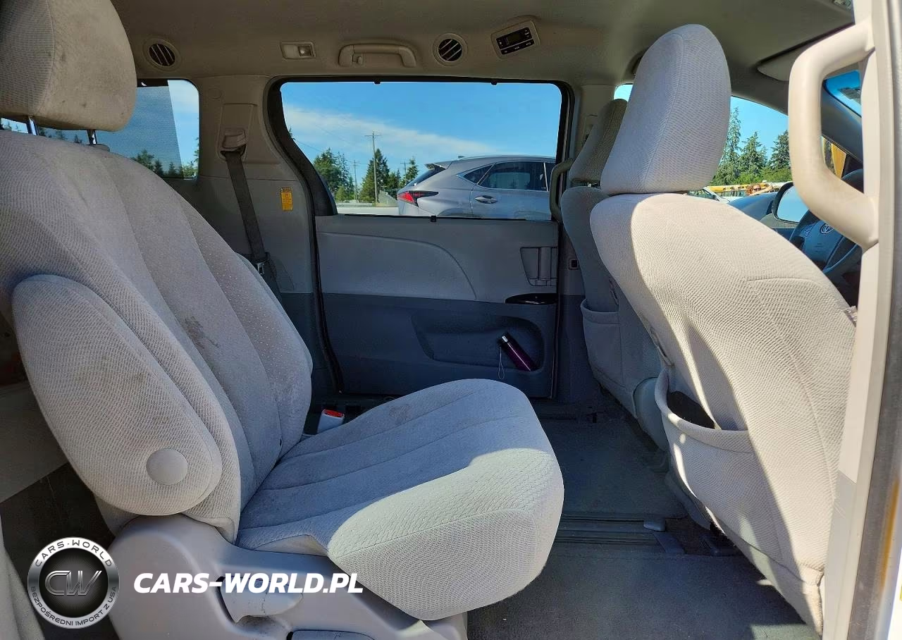 2014 Toyota Sienna Le VIN:5TDKK3DC1ES518227 - 11