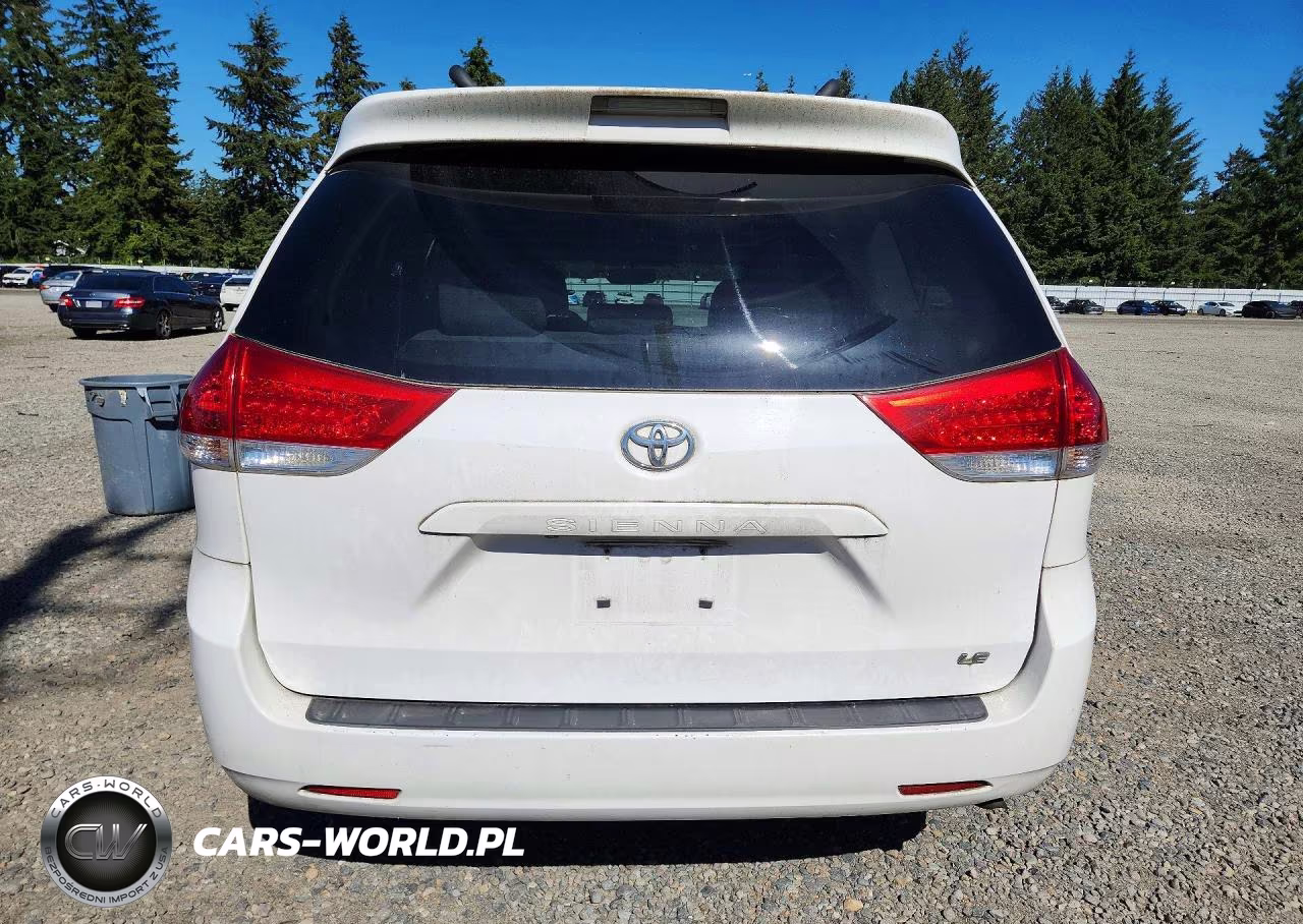 2014 Toyota Sienna Le VIN:5TDKK3DC1ES518227 - 6
