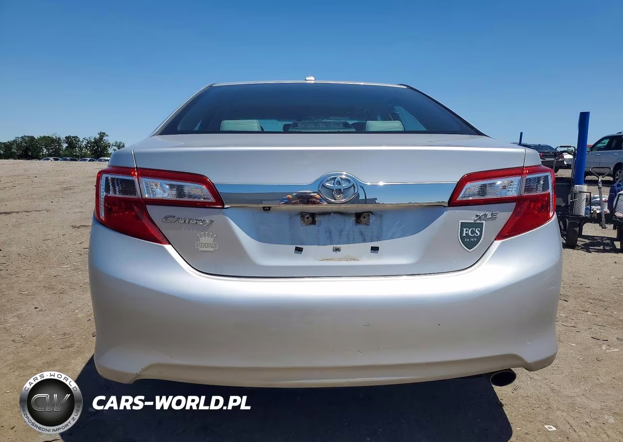 2014 Toyota Camry Xle VIN:4T4BF1FK7ER371003 - 6