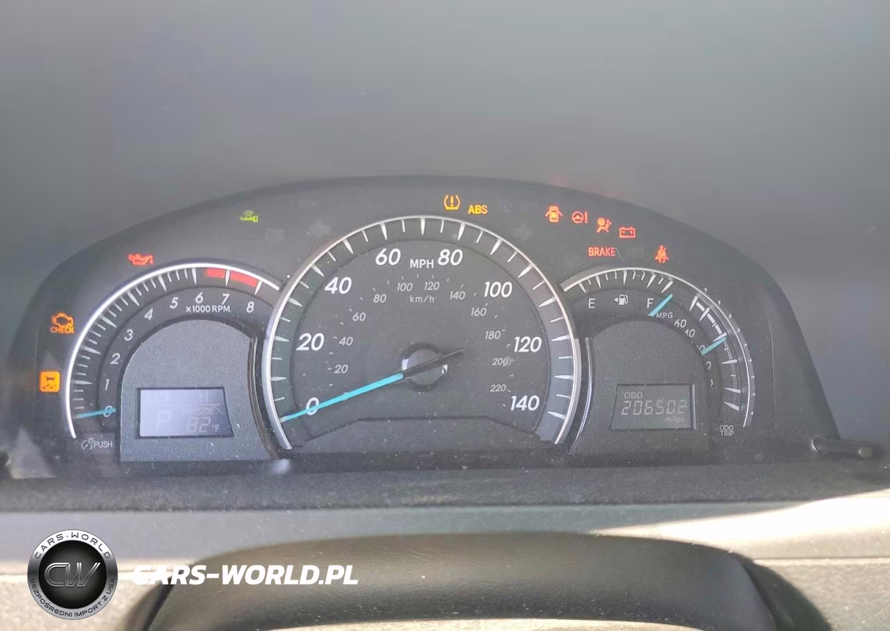 2014 Toyota Camry Xle VIN:4T4BF1FK7ER371003 - 9