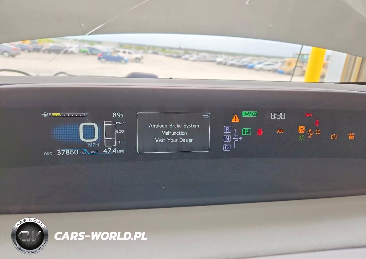 2017 Toyota Prius Two VIN:JTDKBRFU8H3035655 - 9