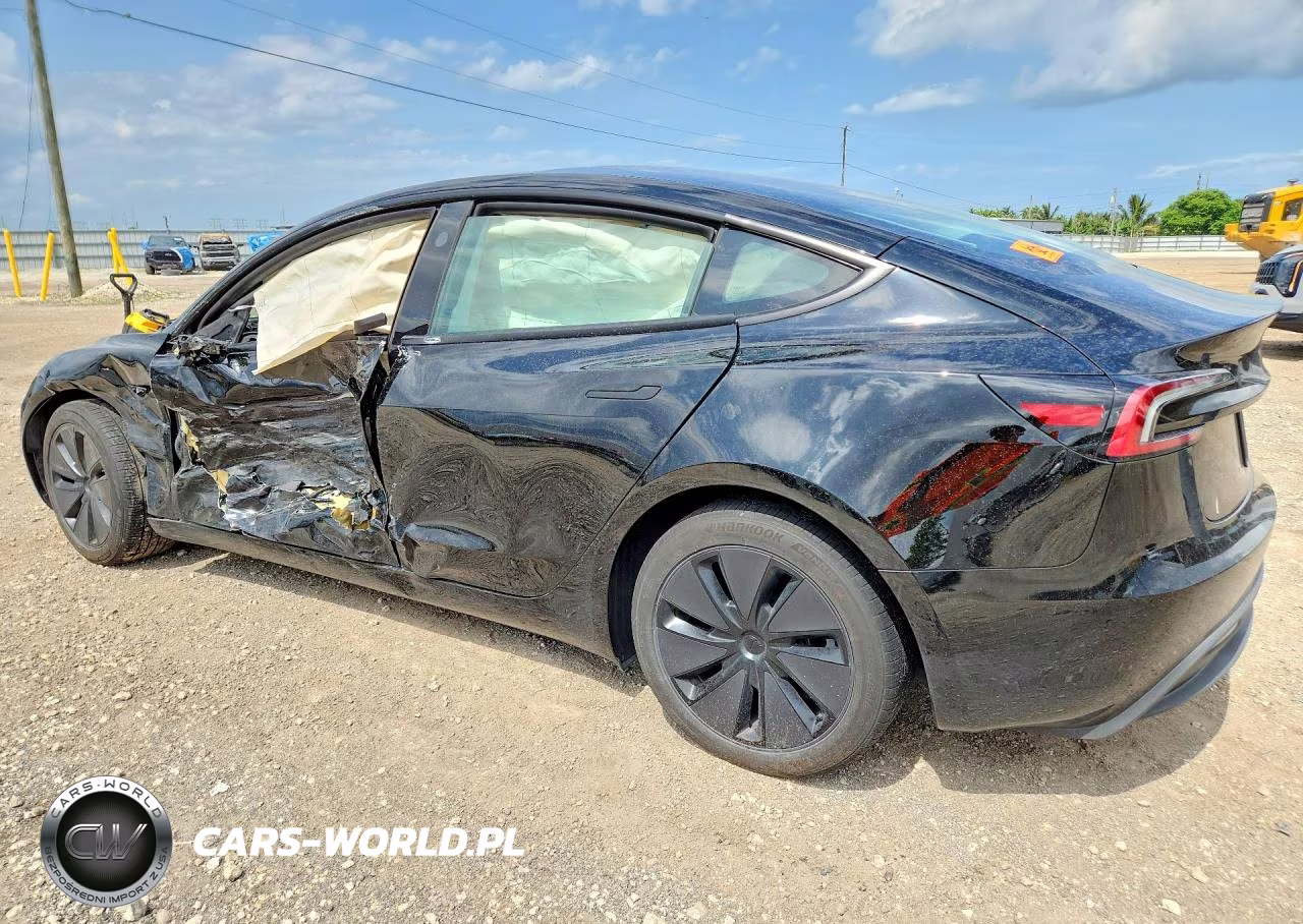 2024 Tesla Model 3 VIN:5YJ3E1EA5RF857158 - 2