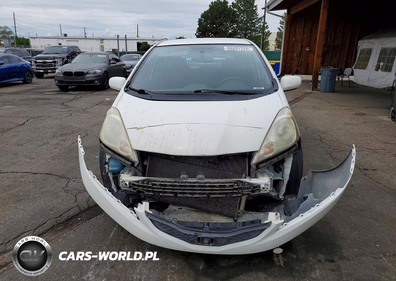 2010 Honda Fit Sport VIN:JHMGE8H4XAC033740 - 5