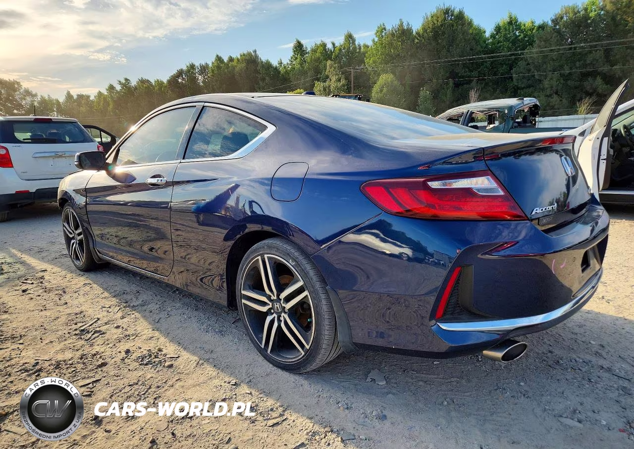 2016 Honda Accord Touring VIN:1HGCT2B03GA003896 - 2