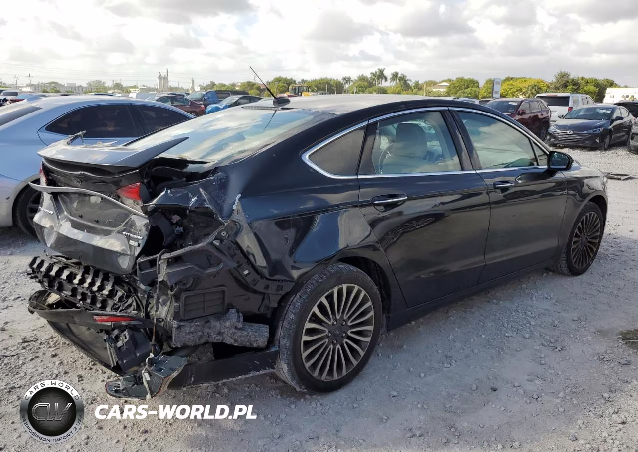2018 Ford Fusion Titanium-Platinum VIN:3FA6P0D93JR155177 - 3