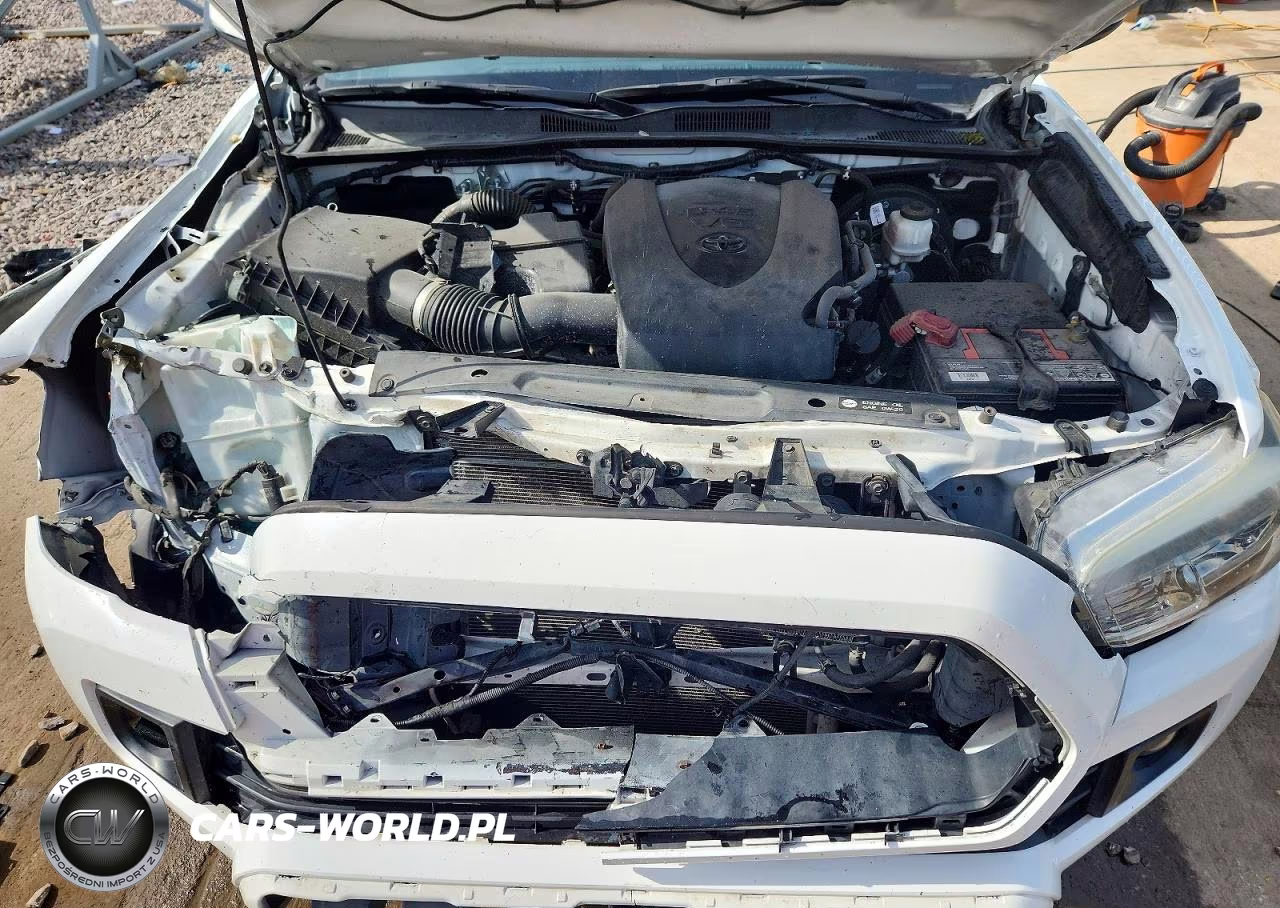 2018 Toyota Tacoma Trd Sport VIN:3TMCZ5AN6JM188208 - 11