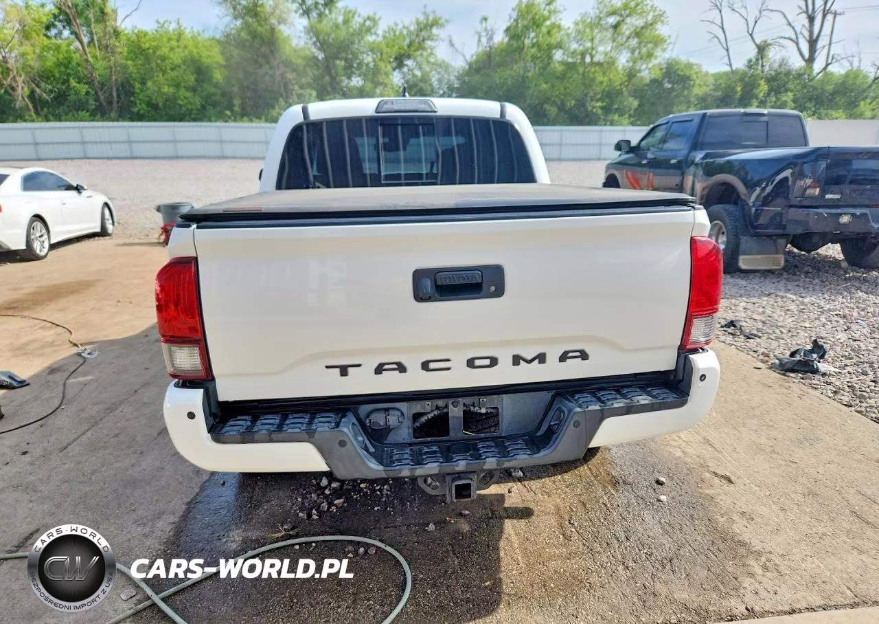 2018 Toyota Tacoma Trd Sport VIN:3TMCZ5AN6JM188208 - 6