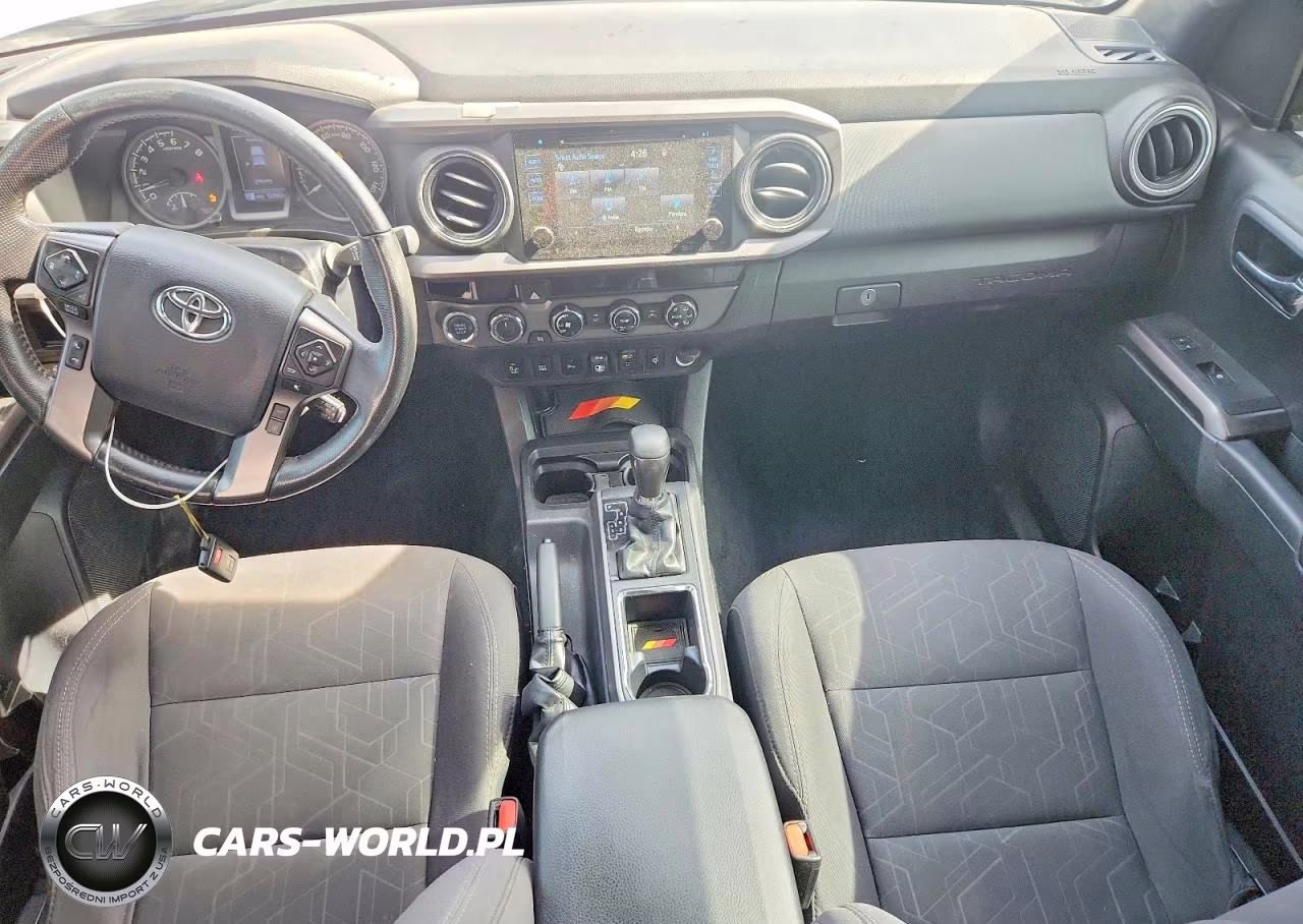 2018 Toyota Tacoma Trd Sport VIN:3TMCZ5AN6JM188208 - 8