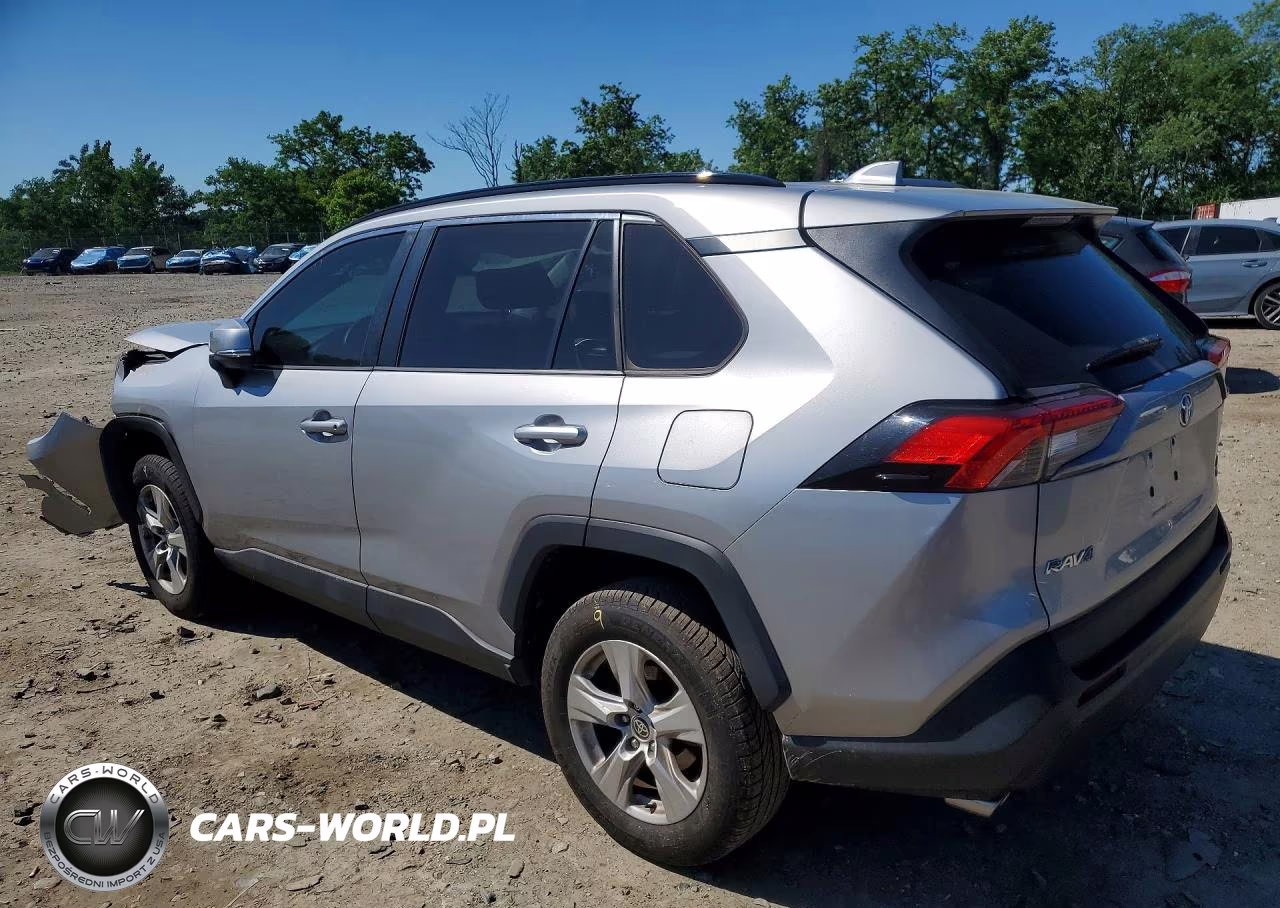 2021 Toyota Rav4 Xle VIN:2T3P1RFV8MW192739 - 2