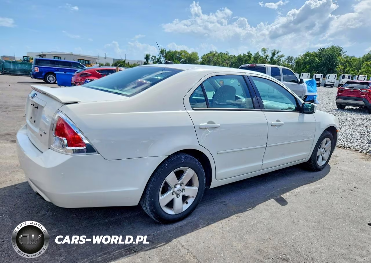 2009 Ford Fusion Se VIN:3FAHP07ZX9R157797 - 3
