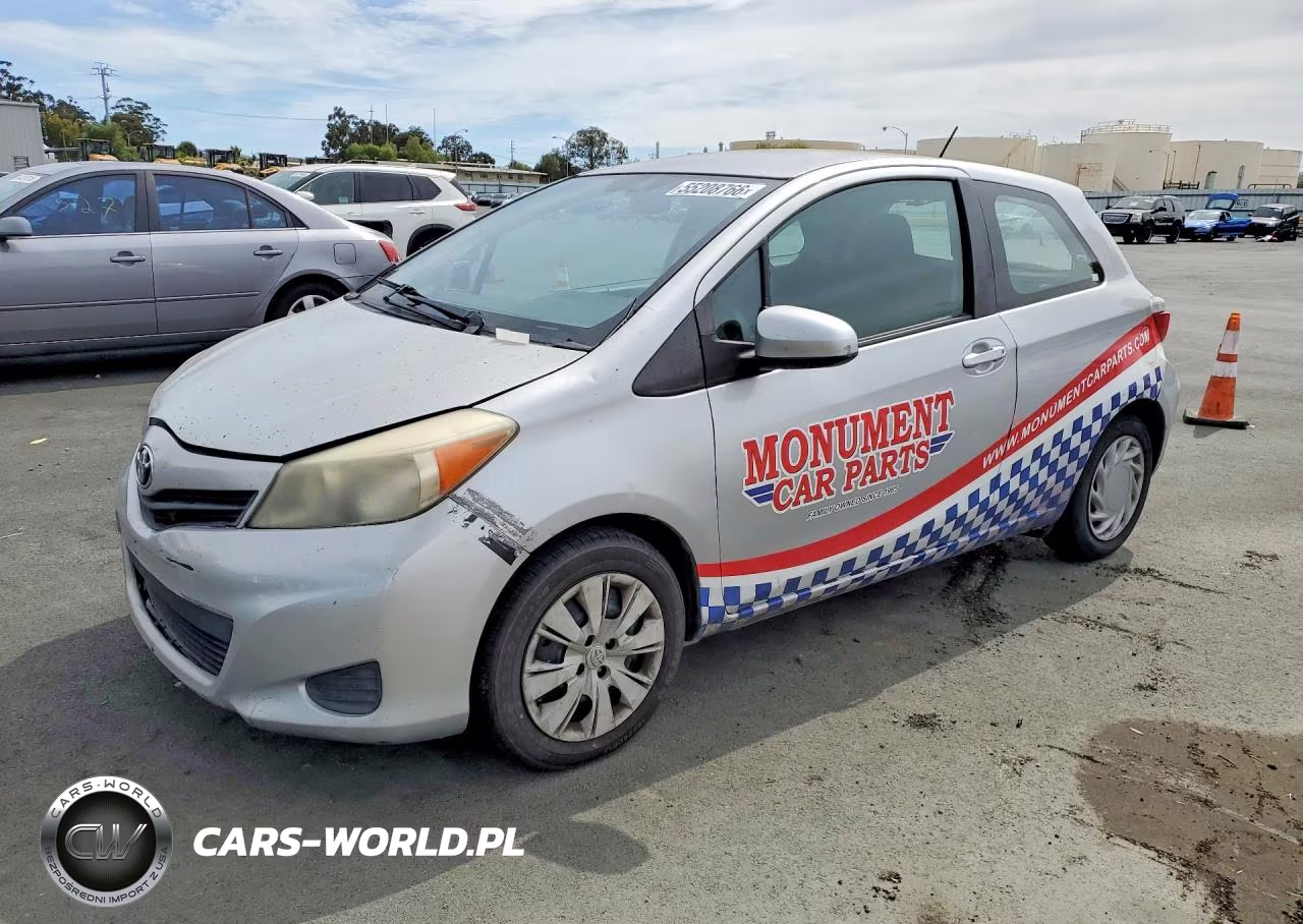 2014 Toyota Yaris 3-Door L Fleet
