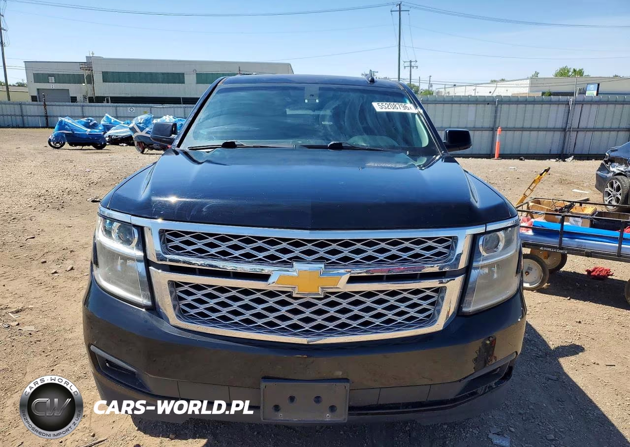 2017 Chevrolet Suburban C1500 Ls VIN:1GNSCGKC4HR125307 - 5